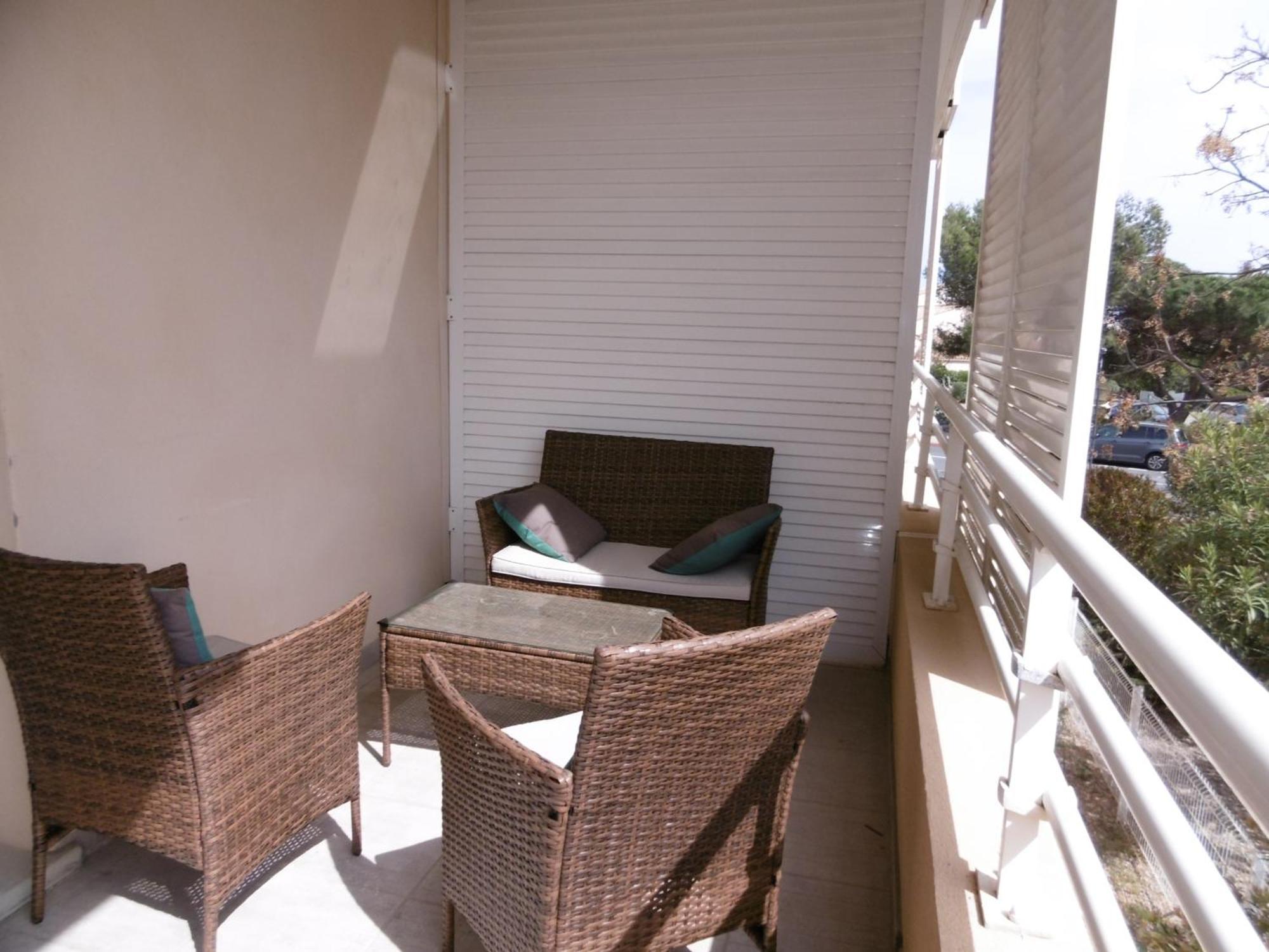 - T4 Moderne 70m² - 1er Etage Avec Ascenseur - Proche - Parking - 6 Personnes - Fr-1-795-20 * Narbonne